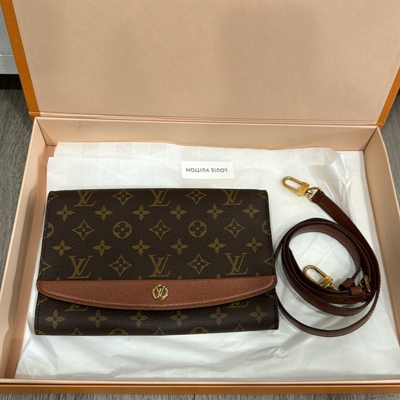Louis Vuitton Long Monogram Middle pours in good condition - Picture 17 of 17